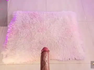 Chaturbate Live Porn of vivi_luv