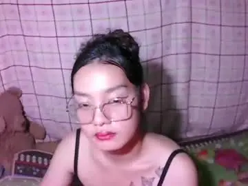 Chaturbate Watch Live Sex Cams of pinay_janella10