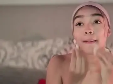 Chaturbate Nude Webcam of pocahontas_moon