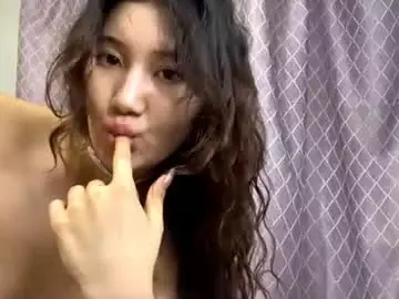 Chaturbate Live Sex Cam of sylvialawrence
