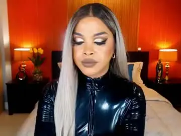 Chaturbate Free Porn Cam of urmajestytyra
