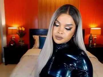 Chaturbate Adult Video Chat of urmajestytyra