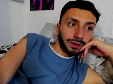 Chaturbate Live Sex of santi_mateo