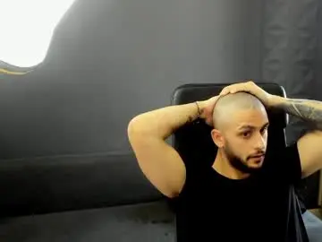 Chaturbate Best live sex cam show of troywade