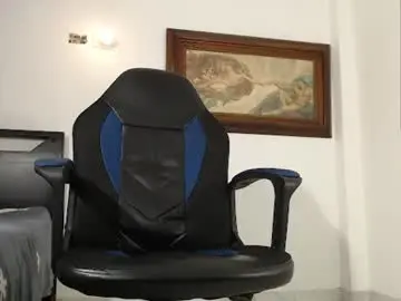 Chaturbate Sex Cam of alejandrocock23