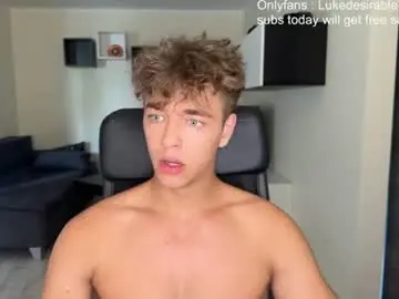 Chaturbate Free Porn Cam of lukedesirable