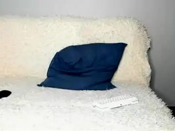 Chaturbate Best live sex cam show of robert10211