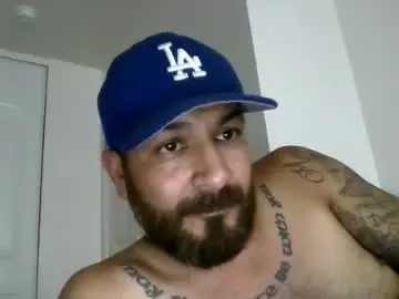 Chaturbate Watch Live Sex Cams of larrabee13