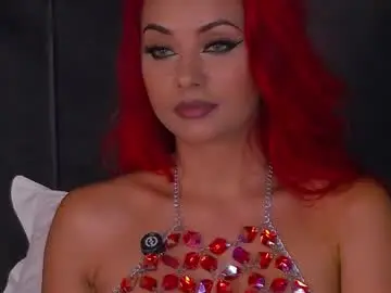 Chaturbate Live Sex Cam of emmelyn_