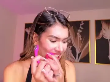 Chaturbate Best live sex cam show of niasalvatore