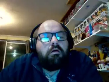 Chaturbate Free Porn Cam of aussie_big_fella