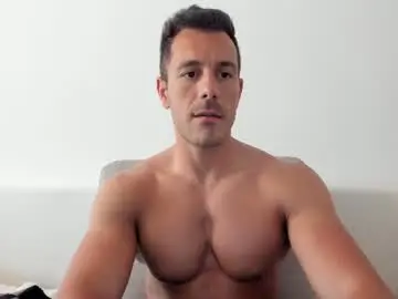 Chaturbate Live Sex of roberto4ever