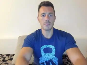 Chaturbate Free Porn Cam of roberto4ever