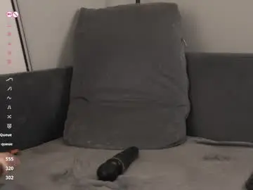 Chaturbate Best live sex cam show of jennyplaudis_