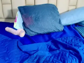 Chaturbate Sex Cam of liil_miia