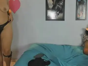 Chaturbate Live Sex Cam of sweet_rose72