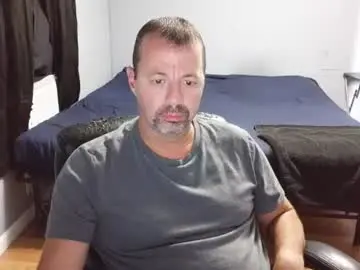 Chaturbate Live Sex Cam of airbornelunsford39