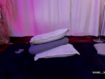Chaturbate Live Sex Cam of manu_nyx