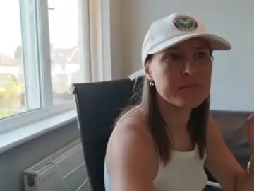 Chaturbate Free Live Porn of eatmypie69