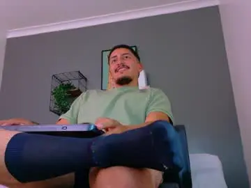 Chaturbate Live Sex Cam of mrfox__