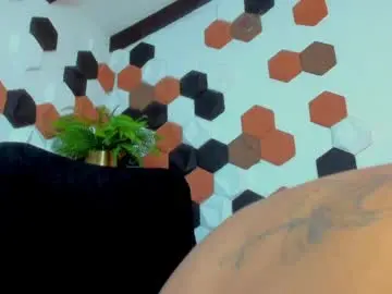 Chaturbate Adult Video Chat of charliegrifinx