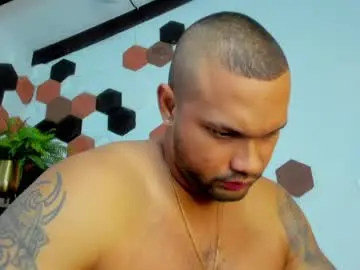 Chaturbate Adult Video Chat of charliegrifinx