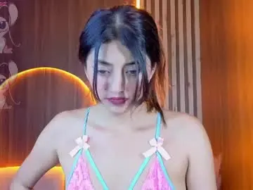 Chaturbate Live Sex Cam of lia_queen_tx