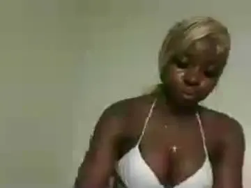 Chaturbate Free Porn Cam of sexykitten200