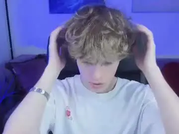 Chaturbate Adult Video Chat of curly_twinkboy