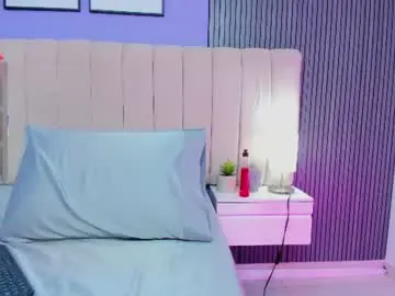 Chaturbate Best live sex cam show of ivy_petit