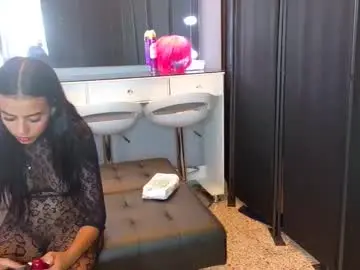 Chaturbate Best live sex cam show of tinycasey18