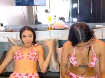 Chaturbate Watch Live Sex Cams of tinycasey18