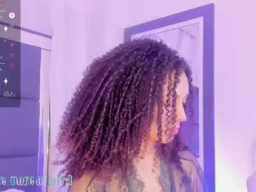 Chaturbate Adult Webcams of sweetcurly1