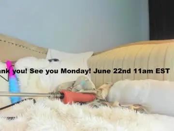 Chaturbate Free Live Porn of eatmygingersnapps