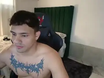 Chaturbate Live Sex Cam of lei_77