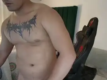 Chaturbate Live Sex Cam of lei_77