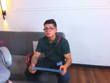 Chaturbate Adult Webcam of paradise_boy_s