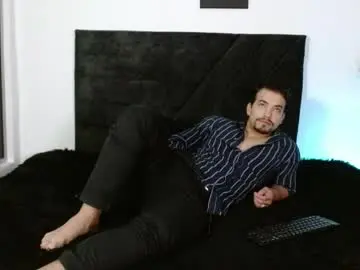 Chaturbate Private Sex Chat of ian_davis