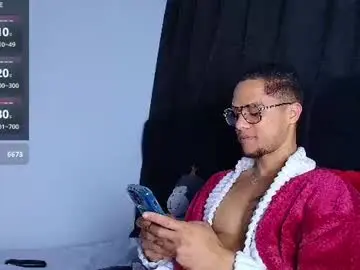 Chaturbate Live Porn of roy_barney