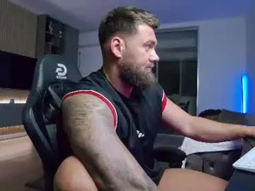 Chaturbate Adult Webcams of enrikoblue