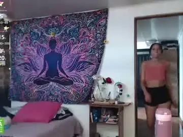 Chaturbate Live Sex of im_moonlight