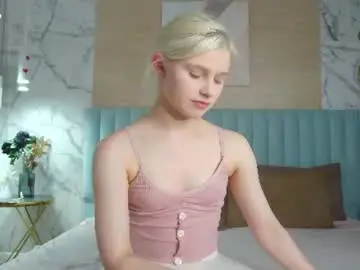 Chaturbate Live Sex Cam of sandyshayes