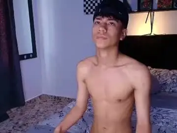Chaturbate Live Sex Cam of jacob__10