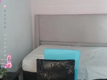 Chaturbate Best live sex cam show of miaturner8