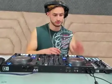 Chaturbate Live Porn of axel_porn_