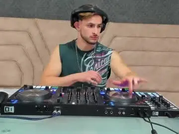 Chaturbate Live Sex of axel_porn_