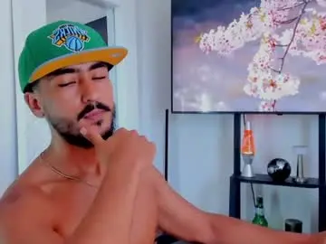 Chaturbate Best live sex cam show of david_johnson372