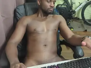 Chaturbate Live Sex of apollodarkmn