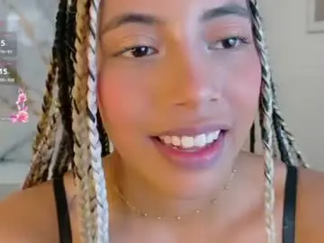 Chaturbate Live Sex Cam of miajones_blowjob