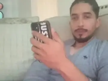 Chaturbate Free Porn Cam of papicubano_guapo23cm